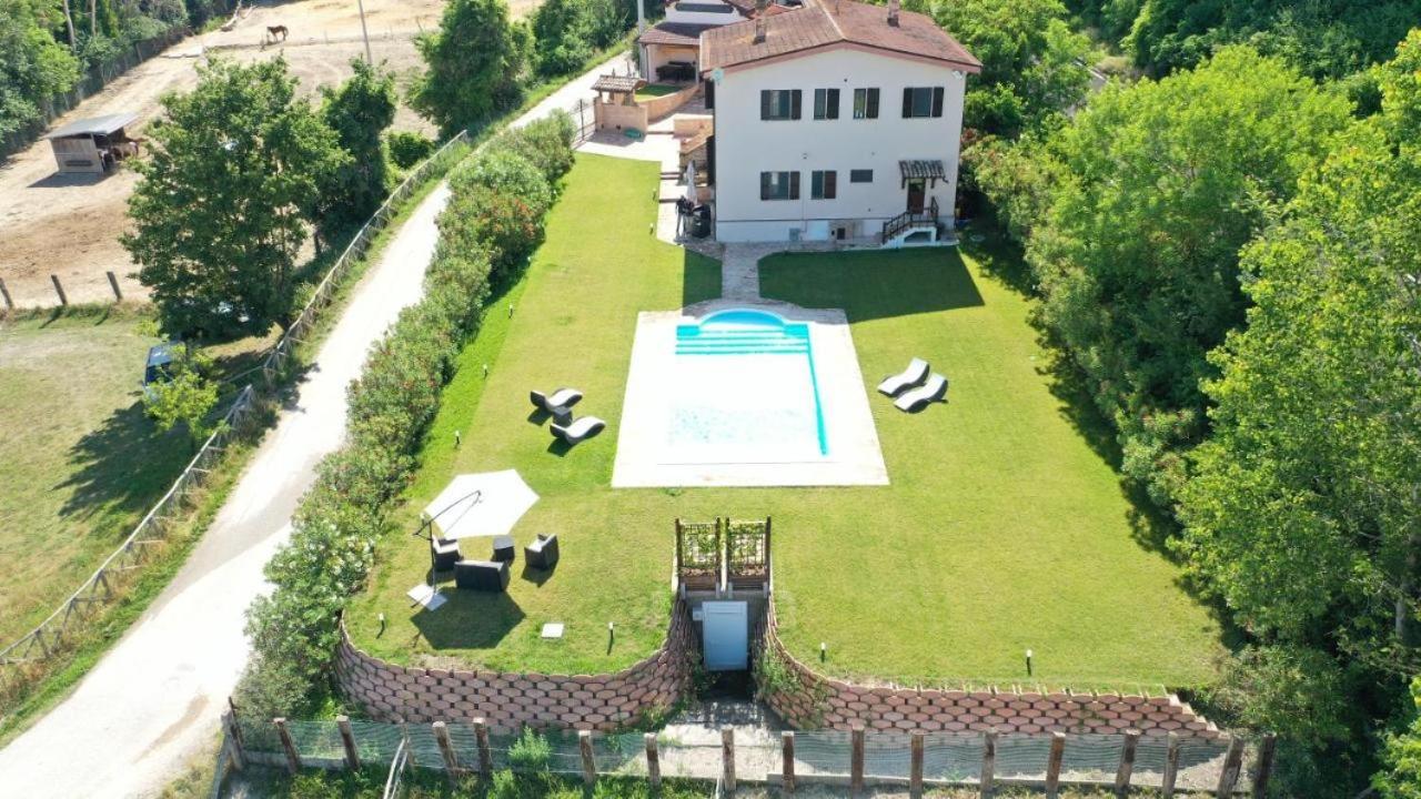 Country House Western Club Sant'Omero Exterior foto